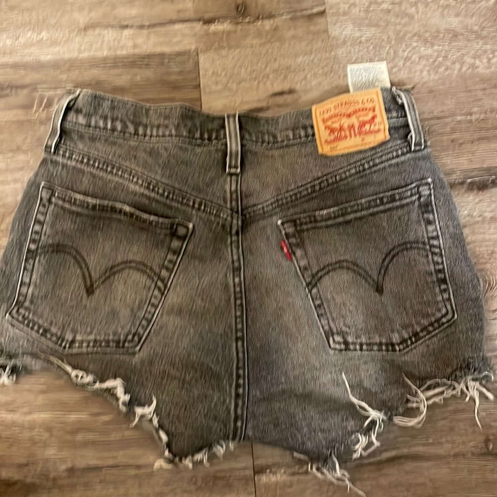 Levi denim shorts in light washed black